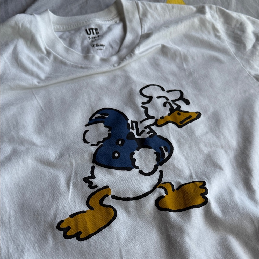 UNIQLO Disney White T-Shirt Donald Duck - Picture 3 of 5